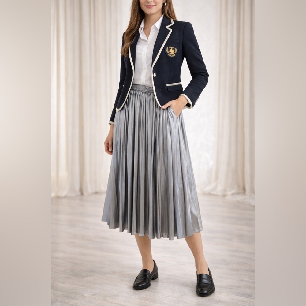 Suzy Shier - Silver Metallic Midi Pleated Skirt - S CO China
